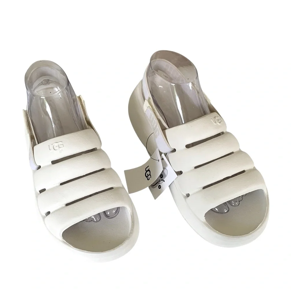 UGG White Sport Yeah Sandals M’s 6 Or W’s 7.5 (Beach Resort Spa Summer Unisex)